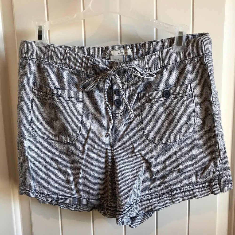 Style Me Material Boho Shorts Medium